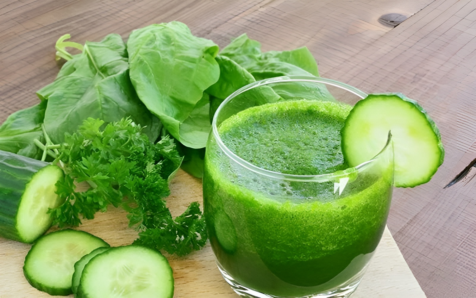 Nước ép rau má dứa dưa leo