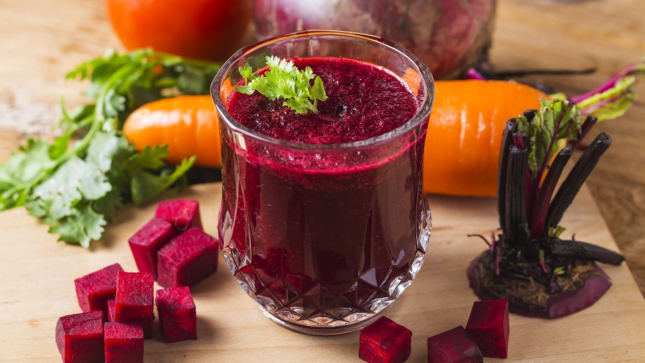 Nước ép củ deèn cam cà rốt